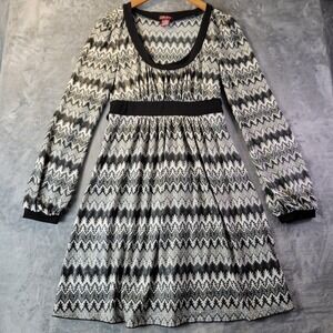 Miss Bisou Chevron Knit Long Sleeve‎ Empire Waist Dress Size M Black White Retro